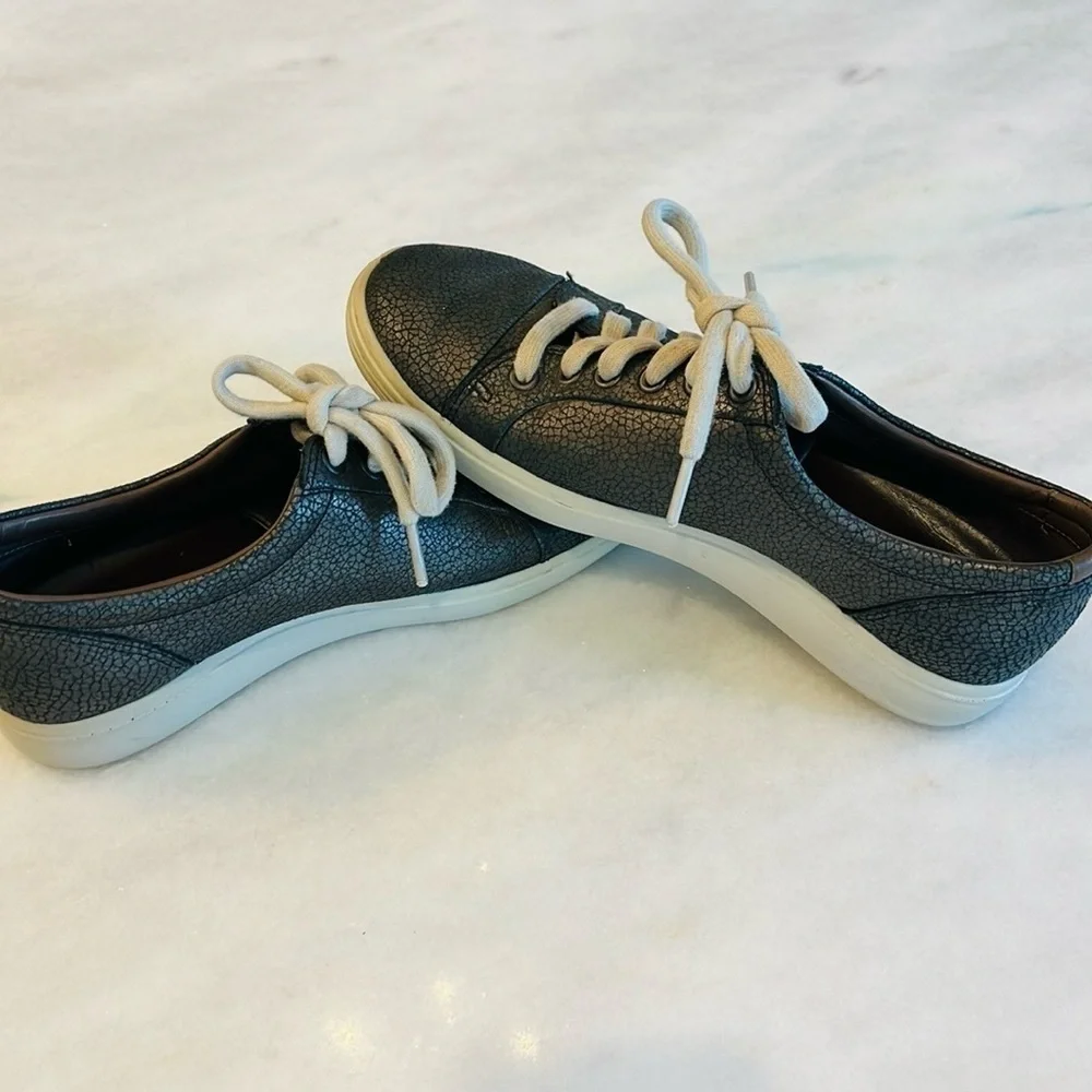 Ecco Women’s Soft 7 VII Sneaker Lace-Up Stone Metallic 38 EU 7.5 US